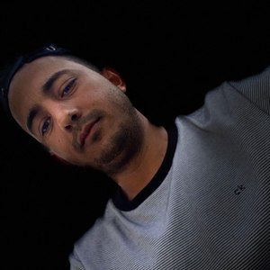 Meet your Posher, Alejandro pachi